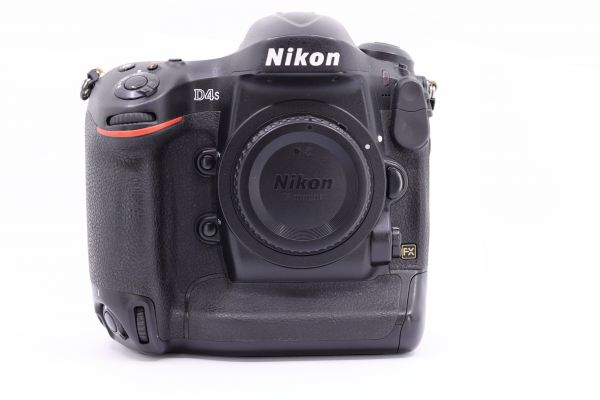 Nikon D4s Body gebraucht in OVP! Zustand C / in Ordnung / 1 Jahr Gewährleistung