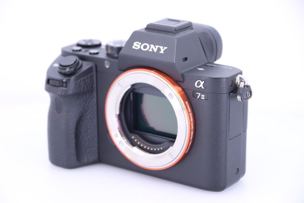 Sony Alpha A7 II / gebraucht / Zustand A / sehr gut / ca. 8.400 Auslösungen / 1 Jahr Gewährleistung
