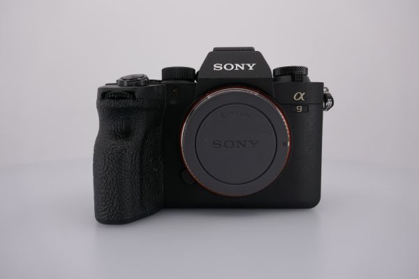 Sony Alpha 9 II gebraucht / Zustand A- / neuwertig / 1 Jahr Gewährleistung