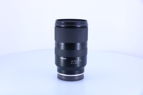 28-75mm f/2.8 Di III RXD für Sony E-Mount / gebraucht / Zustand B / gut / 1 Jahr Gewährleistung
