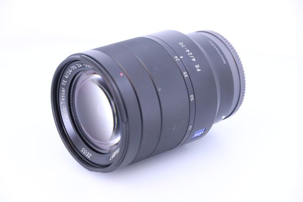 FE 24-70mm F4 Zeiss ZA OSS / gebraucht / Zustand A / sehr gut / 1 Jahr Gewährleistung