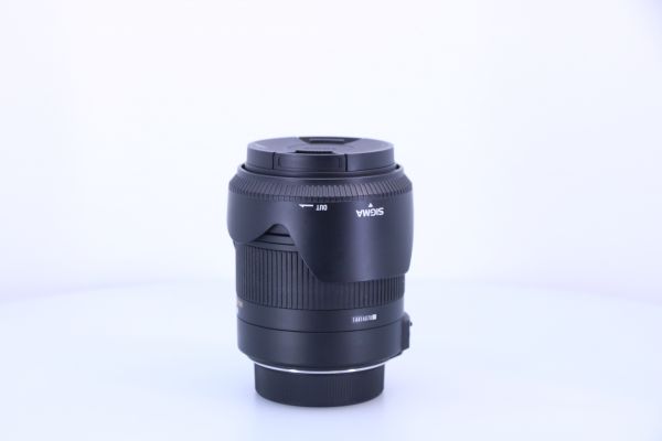 18-250mm f/3.5-6.3 Macro HSM für Nikon / gebraucht / Zustand B / 1 Jahr Gewährleistung