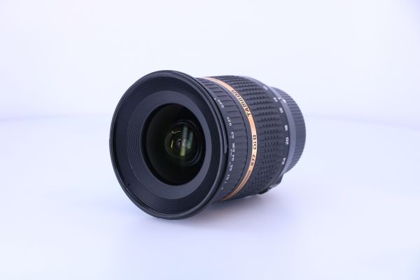 10-24 mm F 3.5-4.5 Di II VC HLD gebraucht für Nikon gebraucht / Zustand B / gut / 1J. Gewährleistung