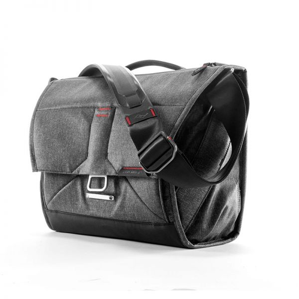 Everyday Messenger V2 13 Liter - Black (Schwarz)