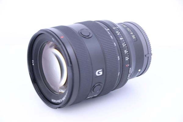 SEL FE 20-70mm F/4 G / gebraucht / Zustand A / sehr gut / 1 Jahr Gewährleistung