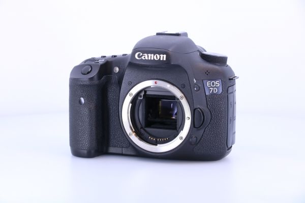 Canon EOS 7D Body gebraucht / Zustand B- / gut / 1 Jahr Gewährleistung